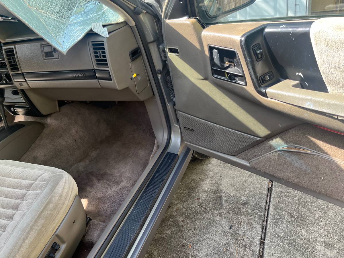 Jeep-Grand-cherokee-1995-4