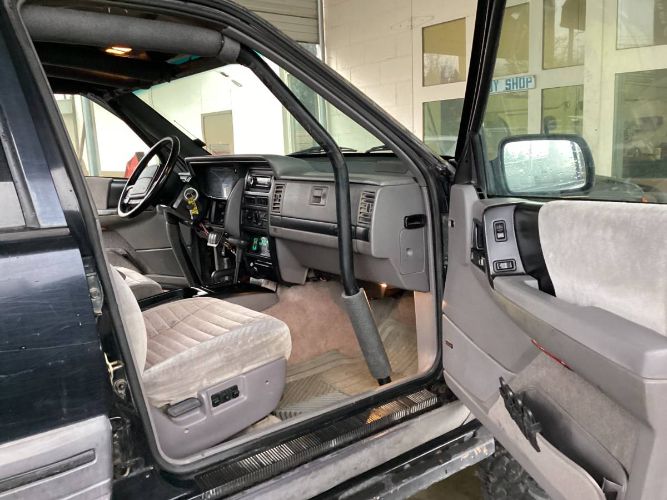 Jeep-Grand-cherokee-1995-Black-4