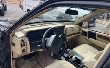 Jeep-Grand-cherokee-limited-1994-black-9