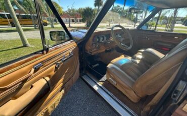 Jeep-Grand-wagoneer-1985-Brown-Beige-14