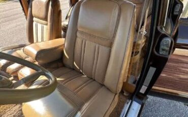 Jeep-Grand-wagoneer-1985-Brown-Beige-9