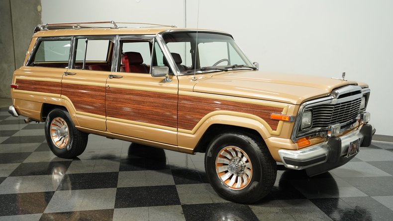 Jeep-Grand-wagoneer-1985-Champagne-Metallic-Garnet-Red-17