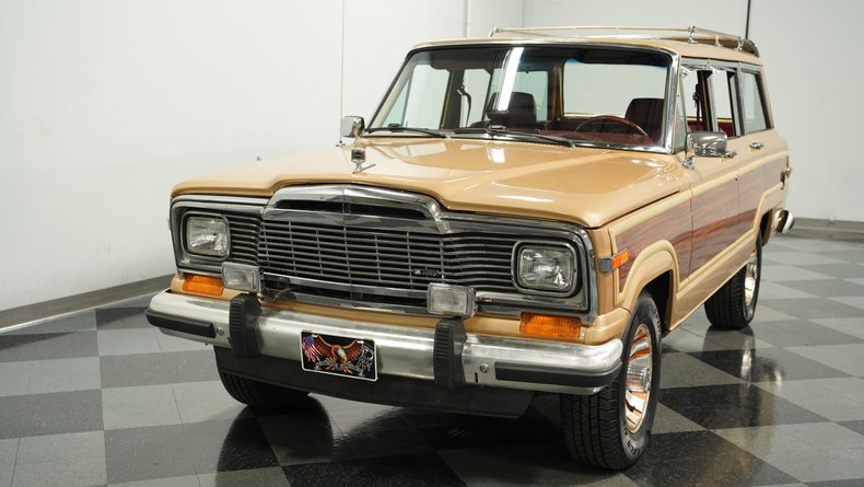 Jeep-Grand-wagoneer-1985-Champagne-Metallic-Garnet-Red-20