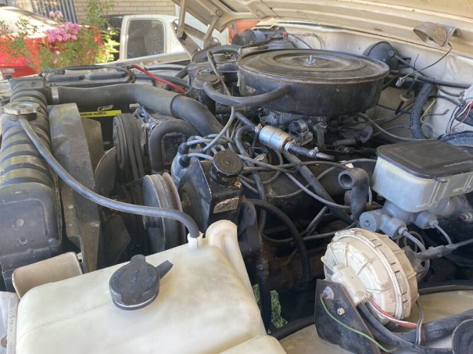 Jeep-Grand-wagoneer-1985-Tan-Brown-5