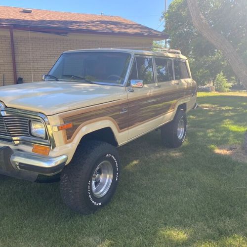 Jeep-Grand-wagoneer-1985-Tan-Brown