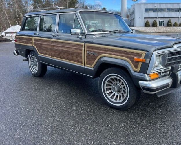 Jeep-Grand-wagoneer-1987-Light-Blue-Metallic-Burgundy-LeatherClo-1