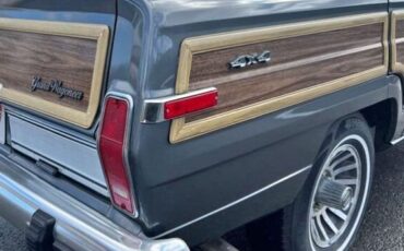 Jeep-Grand-wagoneer-1987-Light-Blue-Metallic-Burgundy-LeatherClo-12