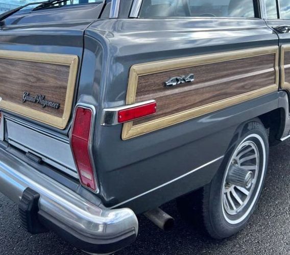 Jeep-Grand-wagoneer-1987-Light-Blue-Metallic-Burgundy-LeatherClo-12
