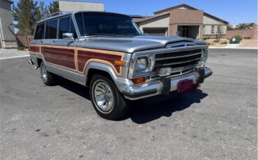 Jeep-Grand-wagoneer-1987-SilverGrey-Cordova
