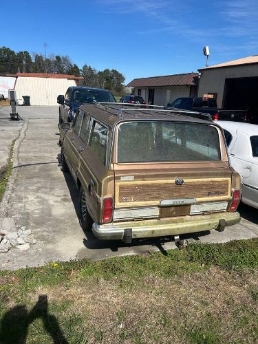Jeep-Grand-wagoneer-1988-Brown-11