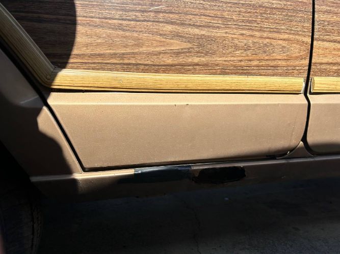 Jeep-Grand-wagoneer-1988-Brown-9