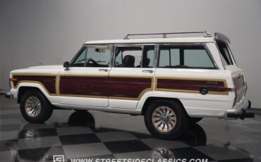 Jeep-Grand-wagoneer-1988-White-Maroon-1