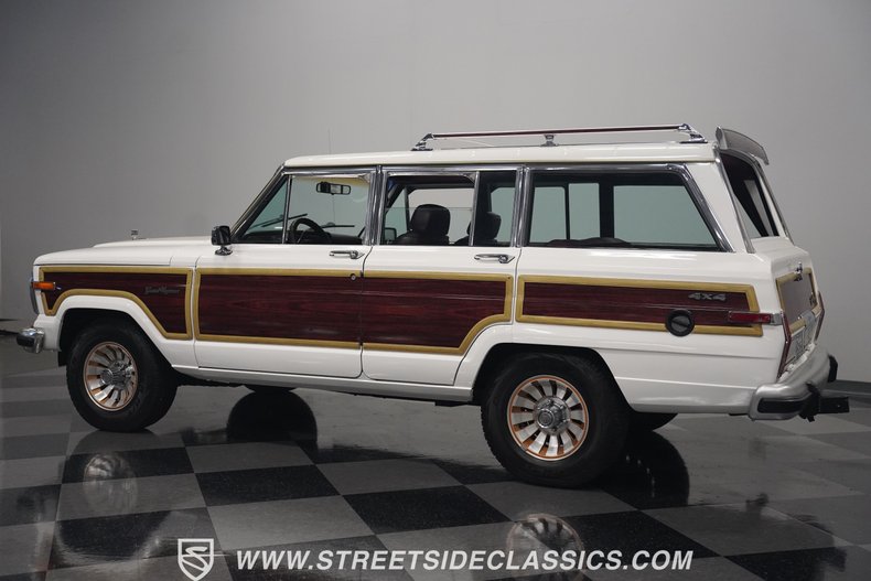 Jeep-Grand-wagoneer-1988-White-Maroon-1