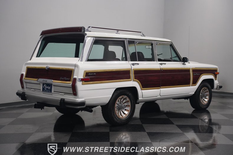 Jeep-Grand-wagoneer-1988-White-Maroon-10