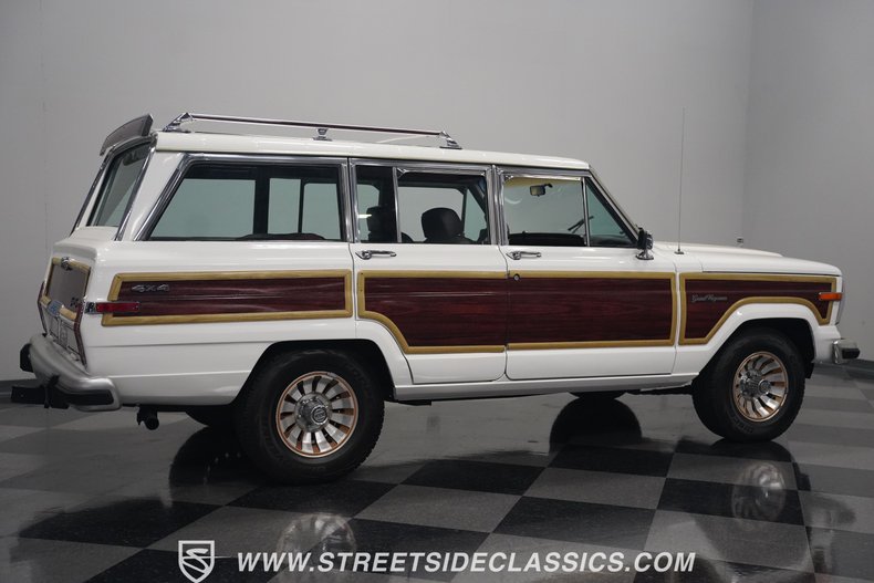 Jeep-Grand-wagoneer-1988-White-Maroon-2