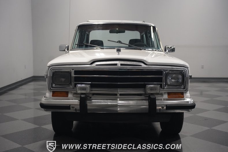 Jeep-Grand-wagoneer-1988-White-Maroon-21
