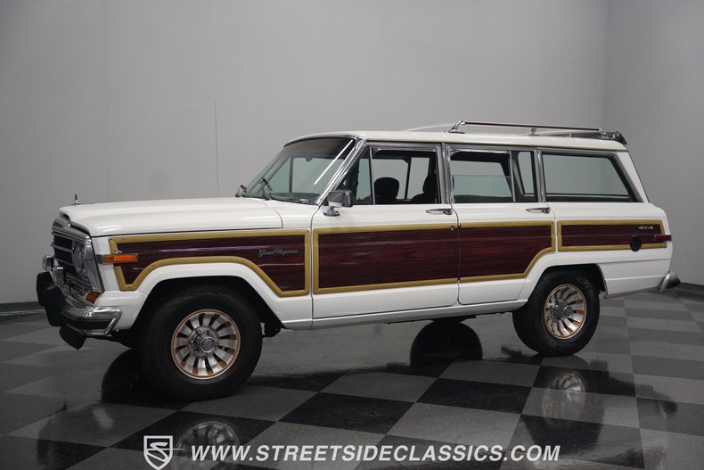 Jeep-Grand-wagoneer-1988-White-Maroon-24