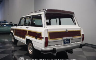 Jeep-Grand-wagoneer-1988-White-Maroon-26