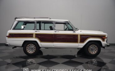 Jeep-Grand-wagoneer-1988-White-Maroon-29