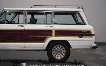 Jeep-Grand-wagoneer-1988-White-Maroon-3