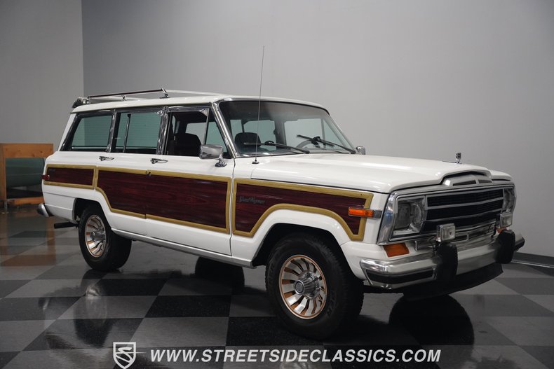 Jeep-Grand-wagoneer-1988-White-Maroon-31
