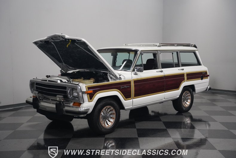 Jeep-Grand-wagoneer-1988-White-Maroon-44