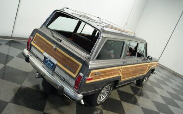 Jeep-Grand-wagoneer-1989-Gray-Metallic-Maroon-10