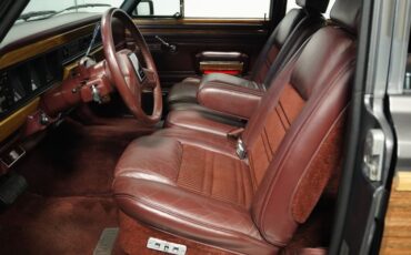 Jeep-Grand-wagoneer-1989-Gray-Metallic-Maroon-12