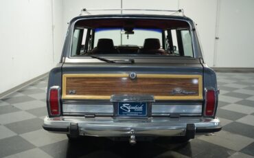 Jeep-Grand-wagoneer-1989-Gray-Metallic-Maroon-16