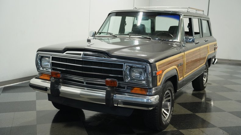 Jeep-Grand-wagoneer-1989-Gray-Metallic-Maroon-23