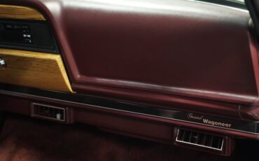 Jeep-Grand-wagoneer-1989-Gray-Metallic-Maroon-7