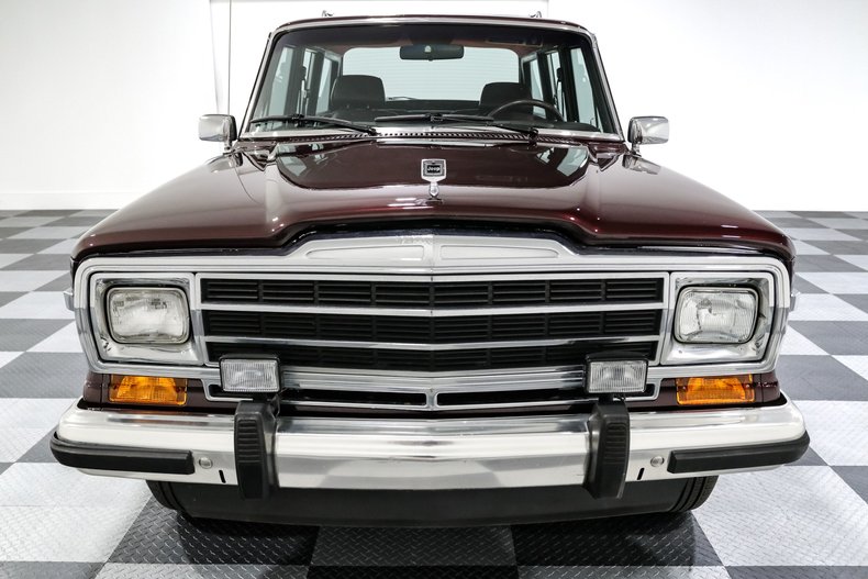 Jeep-Grand-wagoneer-1989-Maroon-Maroon-1