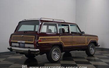 Jeep-Grand-wagoneer-1989-Maroon-Maroon-19