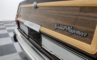 Jeep-Grand-wagoneer-1989-Maroon-Maroon-22