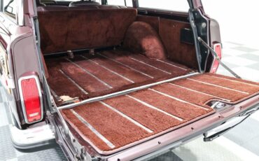 Jeep-Grand-wagoneer-1989-Maroon-Maroon-24