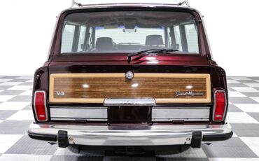 Jeep-Grand-wagoneer-1989-Maroon-Maroon-5