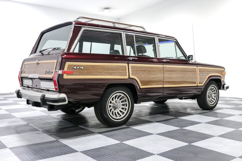 Jeep-Grand-wagoneer-1989-Maroon-Maroon-6