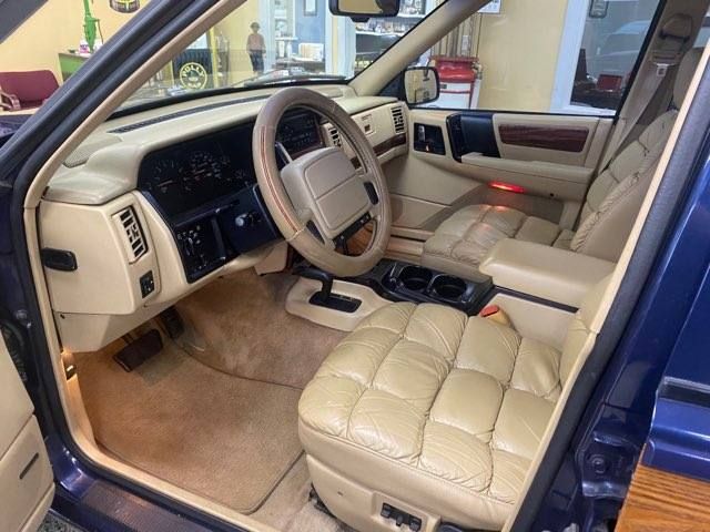 Jeep-Grand-wagoneer-1993-Full-leather-13