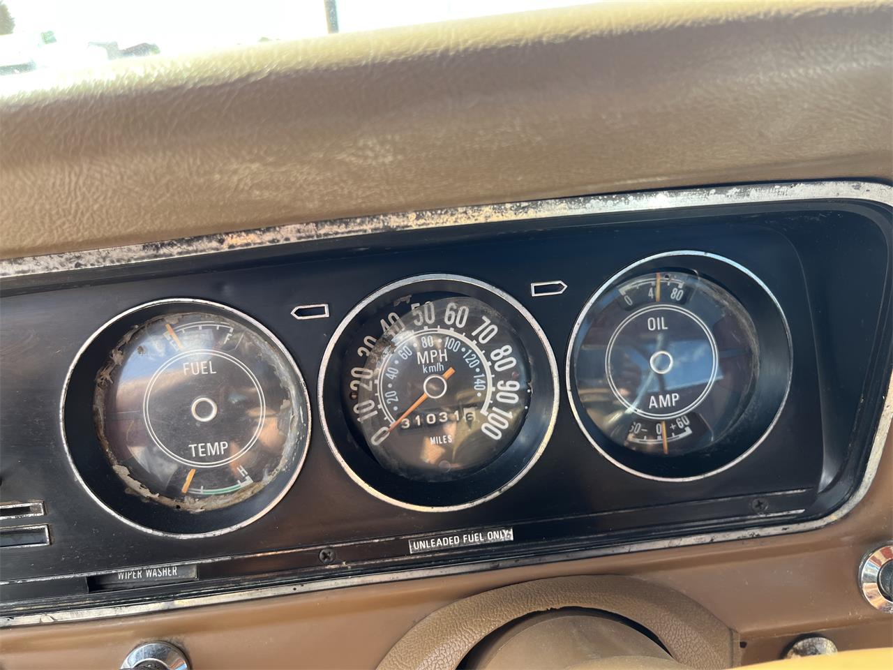 Jeep-J10-1979-Orange-Brown-3