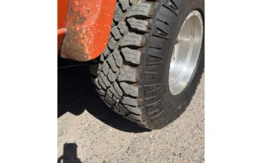 Jeep-J10-1979-Orange-Brown-5