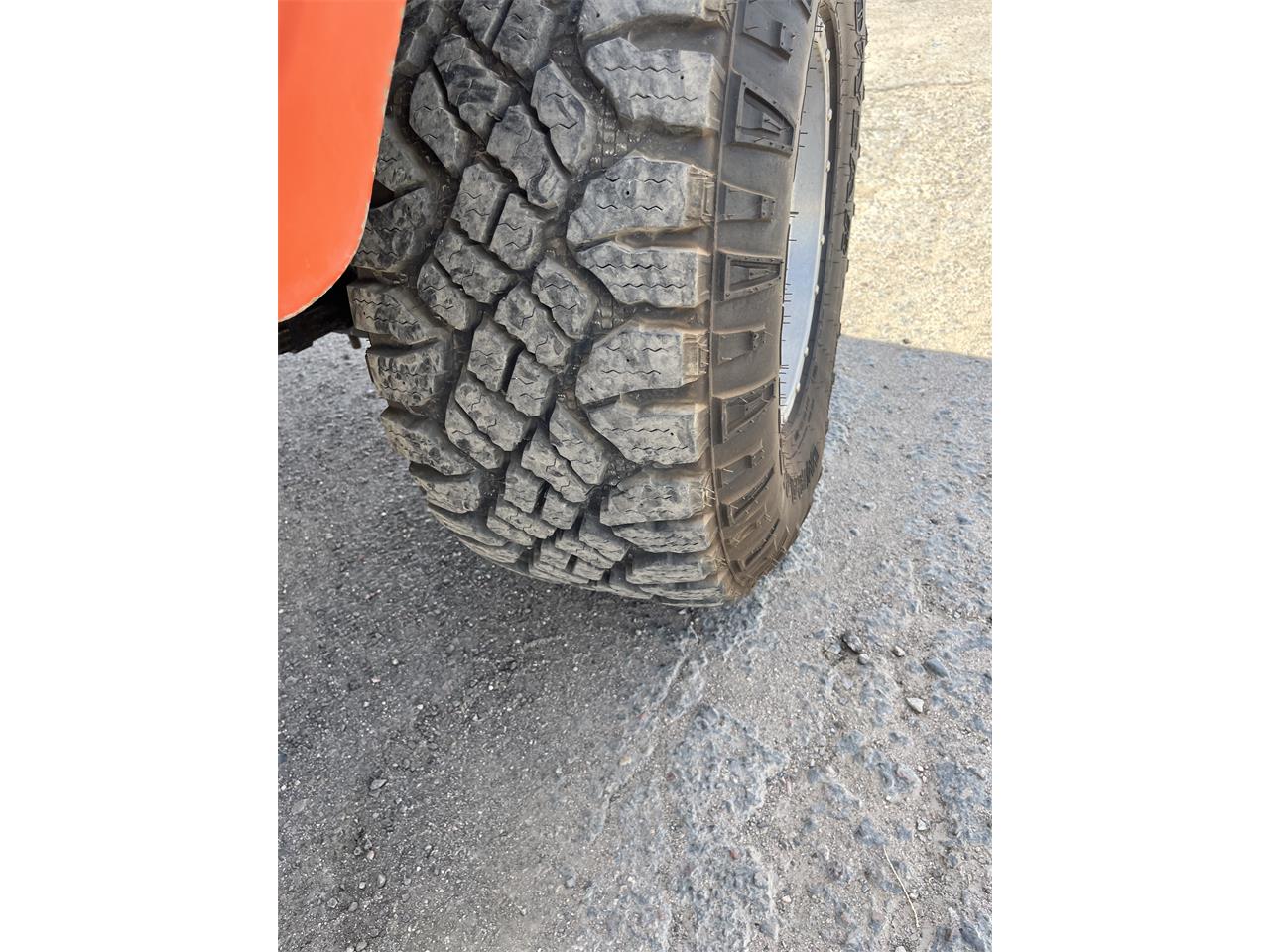 Jeep-J10-1979-Orange-Brown-8