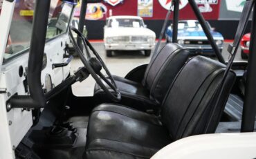 Jeep-Other-1974-White-Black-19