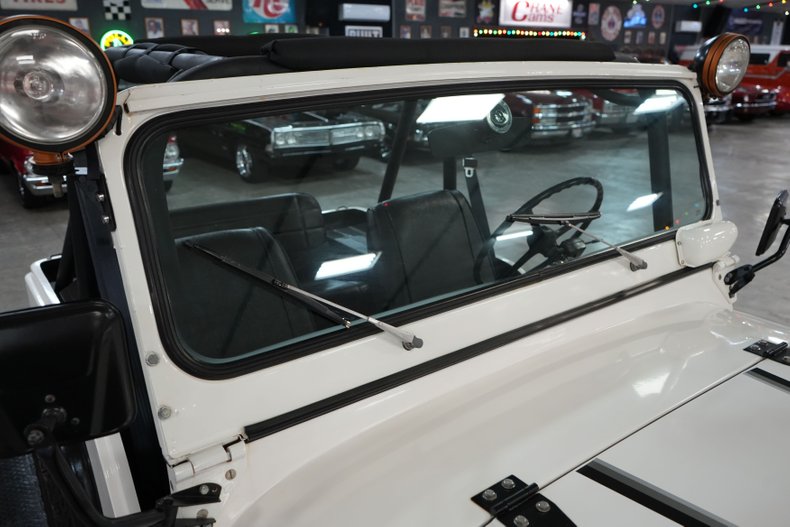 Jeep-Other-1974-White-Black-3