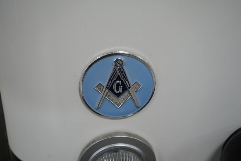 Jeep-Other-1974-White-Black-9