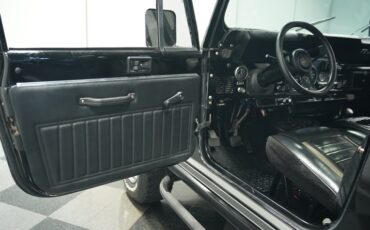 Jeep-Other-1981-Black-Black-2