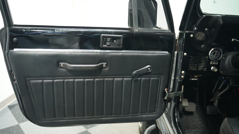 Jeep-Other-1981-Black-Black-30