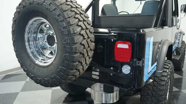 Jeep-Other-1982-Black-Black-31