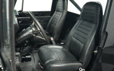 Jeep-Other-1982-Black-Black-42