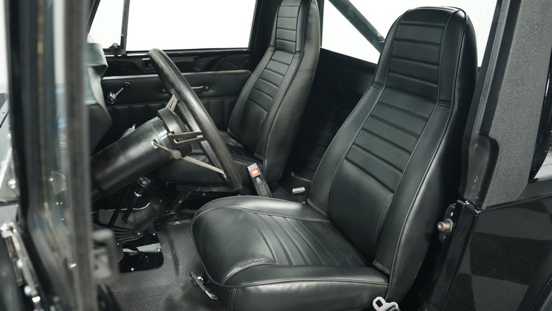 Jeep-Other-1982-Black-Black-42