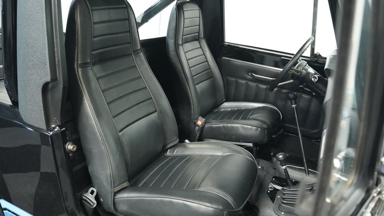 Jeep-Other-1982-Black-Black-43